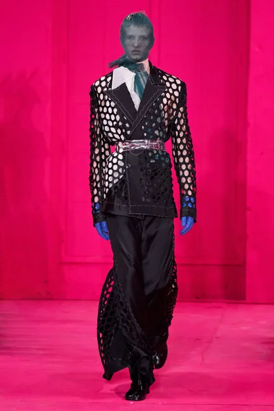 Look 23